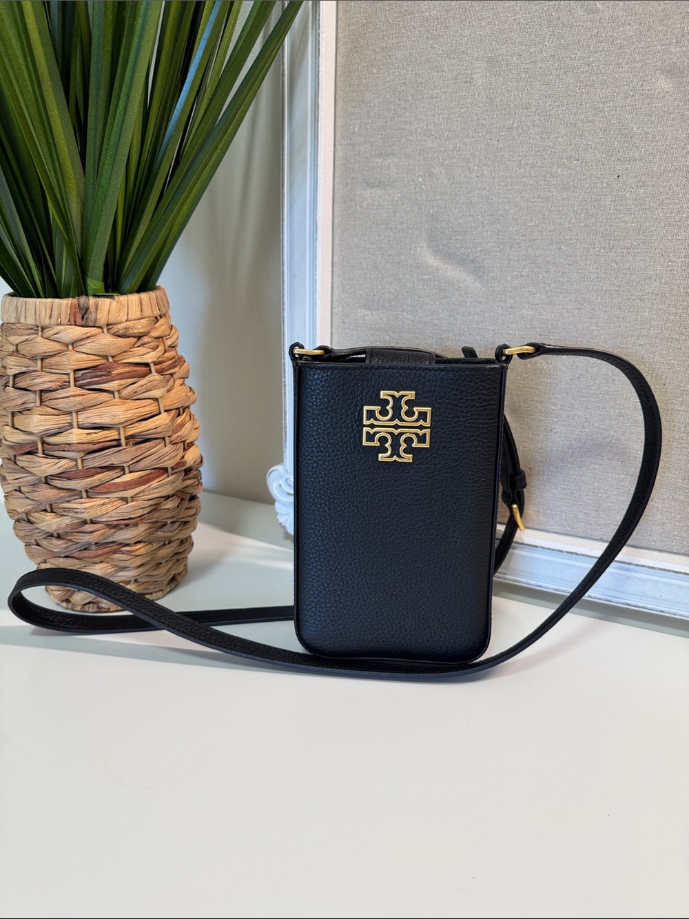 Tory Burch Black Pebbled Leather Crossbody Phone Pouch with Gold Logo